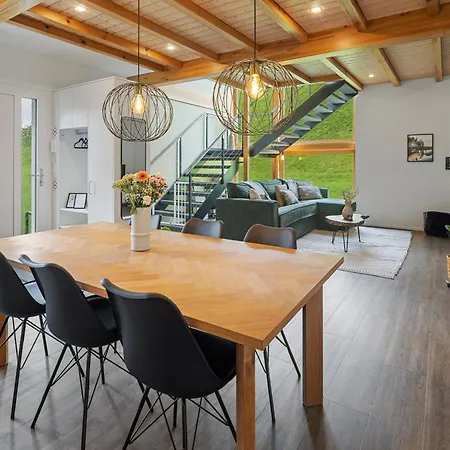 Louisas Loft Gallery Combined Appartement Alt St. Johann